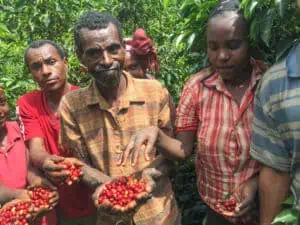 Members of the Homacho Waeno Cooperative